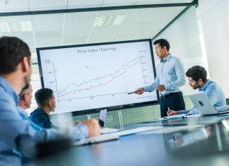 The Numbers Game: Mastering Financial Reporting and Analysis