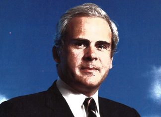 Fred Smith: Founder of FedEx and Innovator in Package Delivery Services